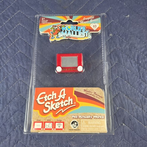 Worlds smallest etch sketch - worlds, a